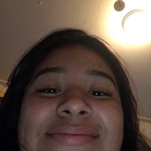 Meet your Posher, Phoebe